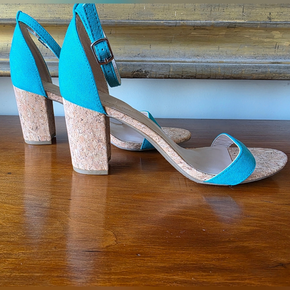 Bandolino Armory Heeled Sandals NWT